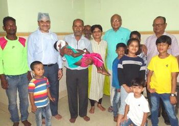 तीन डॉक्टरों की टीम व दोस्तों के त्याग ने सात वर्षीय खेन्को की आंखों में भरे दुनिया के रंग