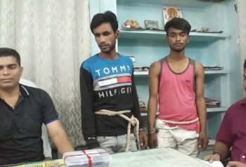 जमशेदपुर पुलिस ने दो अपराधी को पकड़ा, लोगों से करते थे नकली हथियारों के बल पर लूट