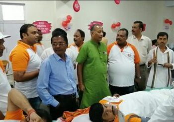 उदगम संस्थान में रिकॉर्ड 1302 लोगों ने किया रक्तदान