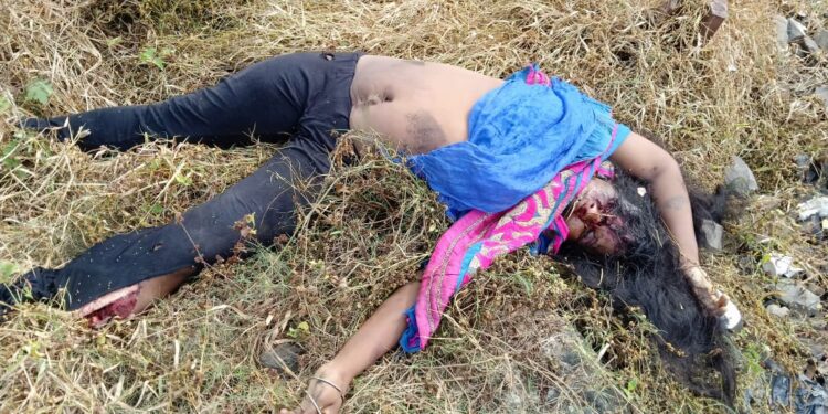 west-singhbhum-train-accident-चक्रधरपुर रेल हादसा में मारे गये लोगों की हुई पहचान, चारों लोग एक ही परिवार के मां, बेटा-बेटी और बहु हादसे के हुए शिकार, मृतक अभी कांड्रा में रह रहे थे west-singhbhum-train-accident-चक्रधरपुर रेल हादसा में मारे गये लोगों की हुई पहचान, चारों लोग एक ही परिवार के मां, बेटा-बेटी और बहु हादसे के हुए शिकार, मृतक अभी कांड्रा में रह रहे थे