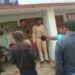 jamshedpur-hungama-in-police-station-मारपीट के बाद दो पक्ष थाने में भिड़े, केस दर्ज नहीं करने पर महिलाओं ने किया हंगामा-video