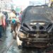 jamshedpur-burning-car-मानगो चौक के पास खड़ी कार पर अचानक लगी आग, स्थानीय लोगों के तत्परता से बुझी