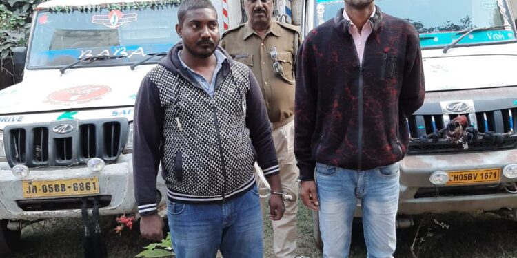 jamshedpur-encroachment-जमशेदपुर में अतिक्रमण को लेकर झामुमो और कांग्रेस आमने-सामने, कदमा में मंत्री बन्ना के आप्त सचिव रह चुके मनोज झा का आरोप-झामुमो कदमा में करा रही अतिक्रमण, प्रशासन रोके-video