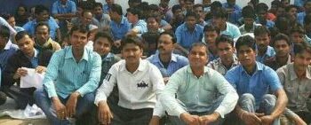 jamshedpur-intuc-andolan-गोविंदपुर के इंपीरियल ऑटो कंपनी में इंटक ने किया गेट जाम