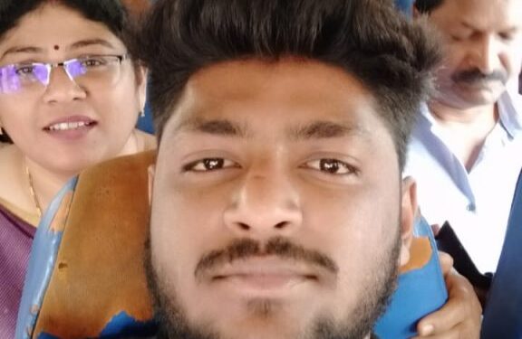 jamshedpur-crime-पिता ने बेटे की गुमशुदगी की झूठी रिपोर्ट दर्ज कराई थी, बिष्टुपुर पुलिस ने परिजनों को जानकारी देकर पूछताछ के लिए उठाया था jamshedpur-crime-पिता ने बेटे की गुमशुदगी की झूठी रिपोर्ट दर्ज कराई थी, बिष्टुपुर पुलिस ने परिजनों को जानकारी देकर पूछताछ के लिए उठाया था