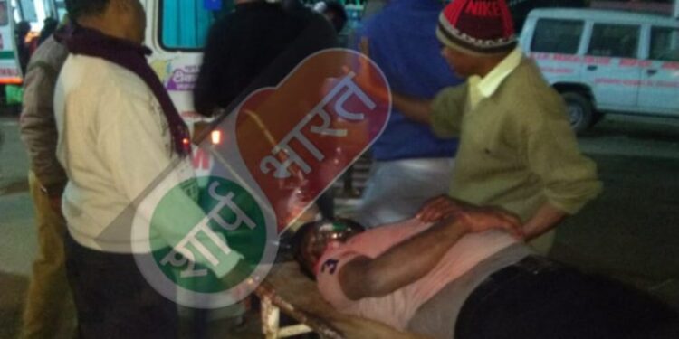 breaking-बिरसानगर में विसर्जन को लेकर दो पक्षों हुई मारपीट आधा दर्जन से ज्यादा घायल, एक गंभीर, देखिए-video-कैसे बिरसानगर बन गया रणक्षेत्र
