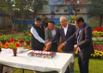 टाटा पिग्मेंट्स में न्यू ईयर केक कटिंग समारोह : चेयरमैन संजीव पॉल ने कहा-वेस्ट मैनेजमेंट के क्षेत्र में आगे बढ़ने में कंपनी को सहयोग करेगी टाटा स्टील टाटा पिग्मेंट्स में न्यू ईयर केक कटिंग समारोह : चेयरमैन संजीव पॉल ने कहा-वेस्ट मैनेजमेंट के क्षेत्र में आगे बढ़ने में कंपनी को सहयोग करेगी टाटा स्टील