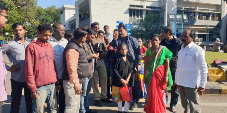 jamshedpur-administration-action-जुगसलाई में फिर चला कोविड का अभियान, 114 लोग बिना मास्क के पकड़ाये, कई दुकानदारों पर कार्रवाई, 4500 जुर्माना वसूला गया
