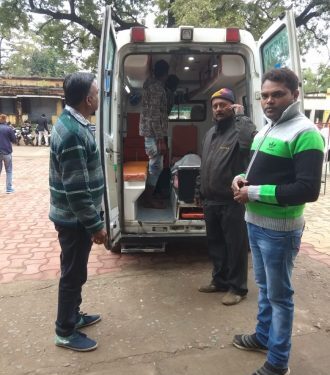 west-singhbhum-husband-wife-murdered-पश्चिम सिंहभूम जिले के टोंटो में चचेरे भाई ने की भाई-भाभी की हत्या, बच्चों ने हमलावरों से बचकर बचायी जान, तीन बच्चे गंभीर, हत्यारा भाई गिरफ्तार