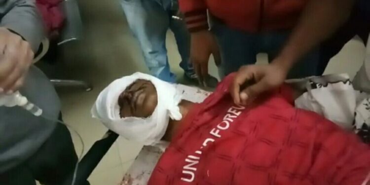 jamshedpur-nh33-accident-एनएच 33 पारडीह काली मंदिर के पास सड़क हादसा, एक घायल