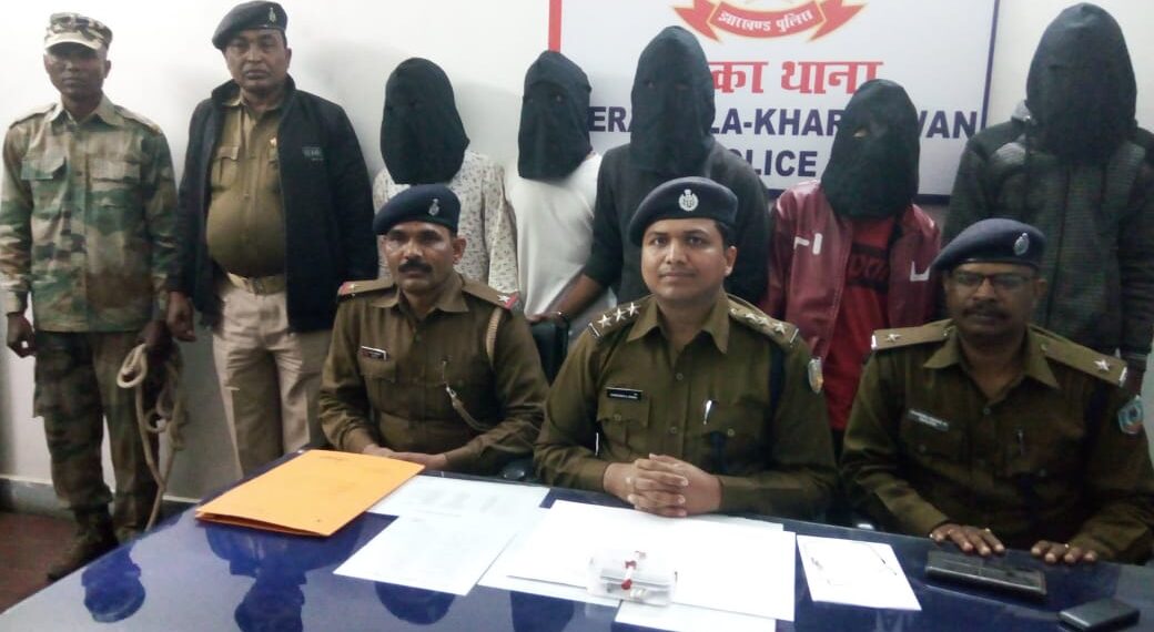saraikela-police-success-सरायकेला पुलिस ने 24 घंटे में किया लूटकांड का खुलासा, 3 अपराधी गिरफ्तार