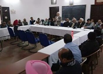 jamshedpur-all-trade-union-against-central-government-केंद्र सरकार के खिलाफ मजदूर संगठनों के आह्वान में शामिल होंगे ट्रेड यूनियन नेता व मजदूर, जमशेदपुर में हुई मजदूर नेताओं की बड़ी बैठक, हड़ताल में होंगे शामिल