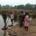 Saraikela : दुगनी पुलिस लाइन में आर्मर दिलीप कुमार सिंह के पार्थिव शरीर को दिया गया गार्ड ऑफ ऑनर Saraikela : दुगनी पुलिस लाइन में आर्मर दिलीप कुमार सिंह के पार्थिव शरीर को दिया गया गार्ड ऑफ ऑनर