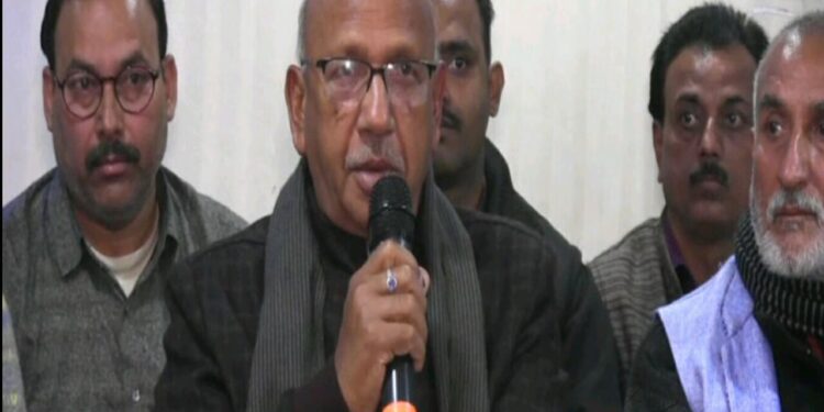 jamshedpur-east-जमशेदपुर पूर्वी के विधायक सरयू राय ने बिरसानगर के लोगों के साथ बैठक, समस्याओं से हुए अवगत jamshedpur-east-जमशेदपुर पूर्वी के विधायक सरयू राय ने बिरसानगर के लोगों के साथ बैठक, समस्याओं से हुए अवगत