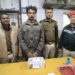 jamshedpur-thief-arrested-जमशेदपुर के मानगो आशियाना में चोरी करने घुसा युवक धराया, पैंट शर्ट पहनकर घुसे युवक ने अंदर बदल लिये थे कपड़े