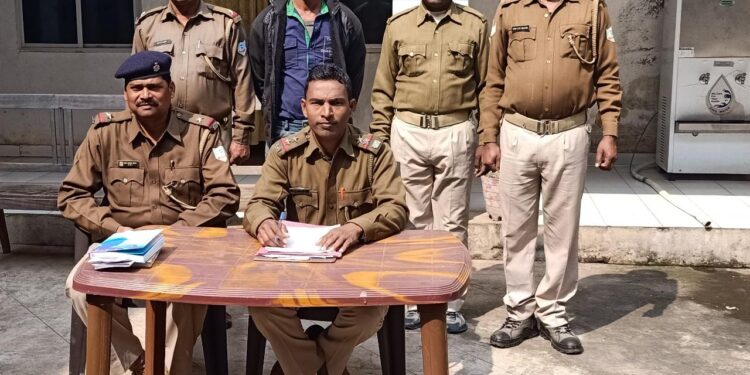 West Singhbhum : जगन्नाथपुर प्रखंड कांग्रेस कार्यालय में मनी राष्ट्रपिता महात्मा गांधी व भूतपूर्व प्रधानमंत्री लाल बहादुर शास्त्री की जयंती, निकली रैली