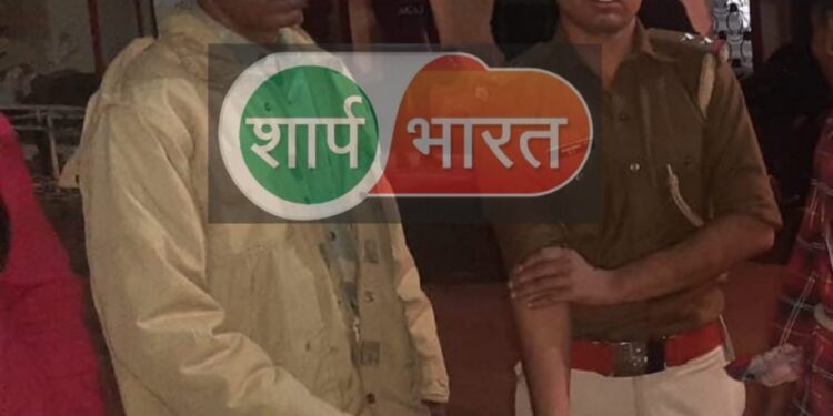 saraikela-police-injured-विसर्जन जुलूस में हो रहे झगड़े में बीच-बचाव करने गई पुलिस को ही युवक ने पीटा, तीन धाराएं, बाकी फरार saraikela-police-injured-विसर्जन जुलूस में हो रहे झगड़े में बीच-बचाव करने गई पुलिस को ही युवक ने पीटा, तीन धाराएं, बाकी फरार