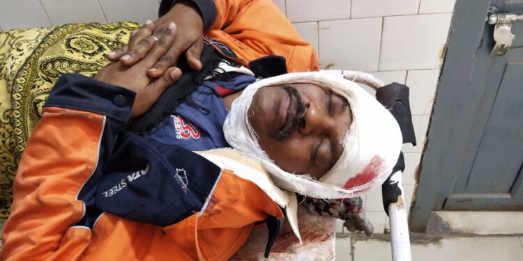jamshedpur-accident-बर्मामाइंस में ऑटो ने खड़े ट्रेलर में मारी टक्कर, ऑटो सवार महिला घायल jamshedpur-accident-बर्मामाइंस में ऑटो ने खड़े ट्रेलर में मारी टक्कर, ऑटो सवार महिला घायल