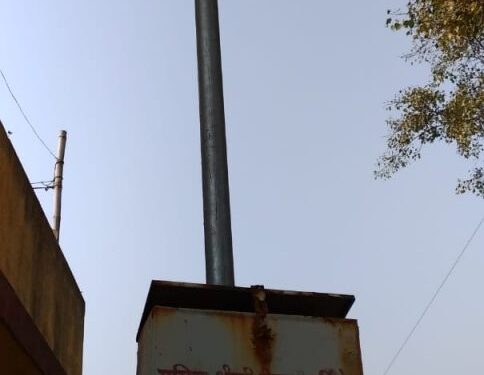 jamshedpur-theft-परसुडीह में स्ट्रीट लाइट की बैटरी ले उड़े चोर