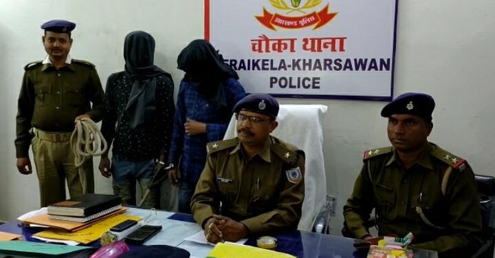 saraikela-kharsawan-police-success-सरायकेला-खरसावां पुलिस ने लूट दो लूटेरों को पकड़ा, नीमडीह पुलिस को मिली सफलता