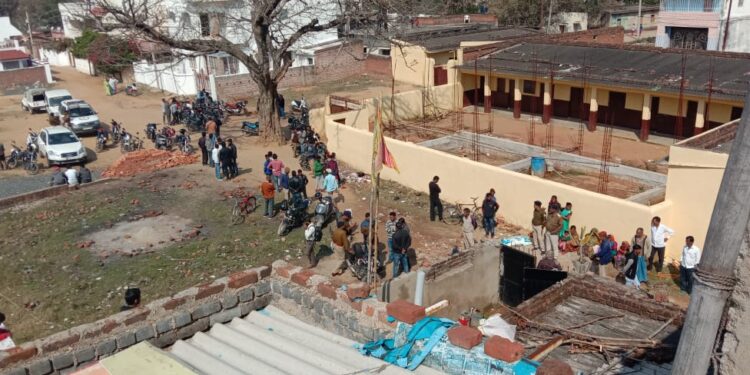 jharkhand-ranchi-gangwar-रांची के वीआइपी एरिया शिबू सोरेन के घर के सामने  चली ताबड़तोड़ गोलियां, अपराधी कालू लामा मारा गया, दो साथी गंभीर रुप से घायल, गैंगवार से जुड़ा मामला