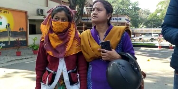 jamshedpur-suicide-जमशेदपुर में लॉकडाउन के बीच नहीं थम रहा आत्महत्या का सिलसिला, कदमा में युवक ने फांसी लगाकर की आत्महत्या