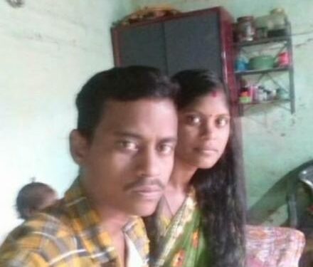 saraikela-newly-married-women-murdered-गम्हरिया में नवविवाहित महिला की मिली लाश, ससुरालवालों पर हत्या करने का आरोप saraikela-newly-married-women-murdered-गम्हरिया में नवविवाहित महिला की मिली लाश, ससुरालवालों पर हत्या करने का आरोप