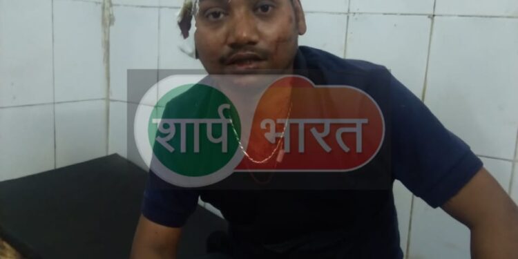 jamshedpur-accident-सोनारी में सड़क हादसे में शिकार महिला के दो अबोध बच्चों को भाजपाइयों ने संभाला, श्राद्ध भोज में की सेवा jamshedpur-accident-सोनारी में सड़क हादसे में शिकार महिला के दो अबोध बच्चों को भाजपाइयों ने संभाला, श्राद्ध भोज में की सेवा