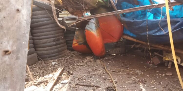 jamshedpur-encroachment-सोनारी में ”एक मात्र दुकान” को हटाने को लेकर सड़क पर दिखी राजनीति, अतिक्रमण हटाने पहुंची जिला प्रशासन और टाटा स्टील की टीम के साथ बन्ना समर्थकों की नोंकझोंक, बन्ना समर्थकों को गिरफ्तार कर हटाया गया अतिक्रमण, झामुमो के विधायकों की पैरवी भारी पड़ी, जाने क्या है ”राजनीति”