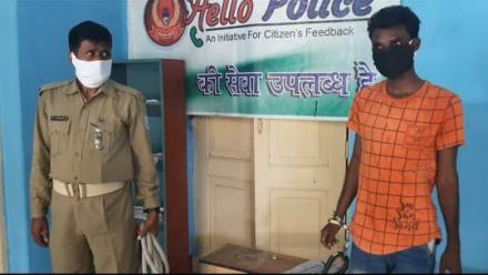 jamshedpur-gamblers-arrested-बिष्टुपुर में जुआ खेलते पकड़ाए लोगों को पुलिस ने भेजा जेल, चूना शाह मजार के पवित्र स्थान के आसपास का एरिया बना अवैध कारोबारियों का अड्डा jamshedpur-gamblers-arrested-बिष्टुपुर में जुआ खेलते पकड़ाए लोगों को पुलिस ने भेजा जेल, चूना शाह मजार के पवित्र स्थान के आसपास का एरिया बना अवैध कारोबारियों का अड्डा
