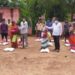 चाकुलिया प्रखंड प्रशासन ने प्रवासी मजदूरों को दी खाद्य सामग्री चाकुलिया प्रखंड प्रशासन ने प्रवासी मजदूरों को दी खाद्य सामग्री