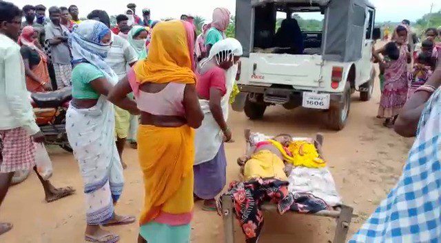 मुसाबनी : मुसाबनी में विवाहिता ने की आत्महत्या, पति हिरासत में, मामले की जांच में जुटी पुलिस मुसाबनी : मुसाबनी में विवाहिता ने की आत्महत्या, पति हिरासत में, मामले की जांच में जुटी पुलिस