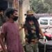 जमशेदपुर : चोरी का सामान लेकर एमजीएम में धुसे तीन चोर, एक पकड़ाया, दो भागे जमशेदपुर : चोरी का सामान लेकर एमजीएम में धुसे तीन चोर, एक पकड़ाया, दो भागे