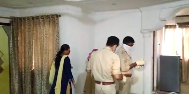 Jamshedpur-Kadma : कदमा में पानी भरने के विवाद को लेकर किशोरी को मारपीट कर किया घायल, छेड़खानी भी