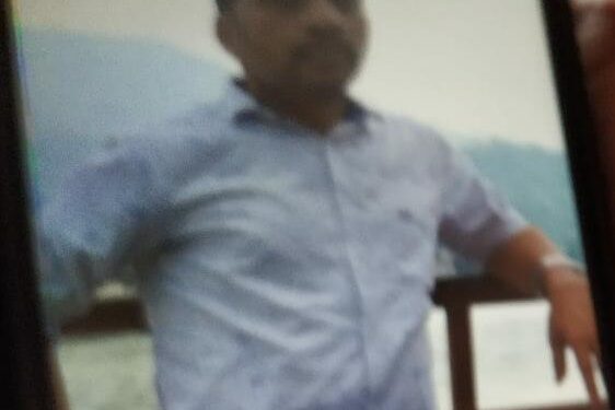 jamshedpur-mother-reached-from-mumbai-मुंबई से स्कूटी पर चली मां जमशेदपुर पहुंची, प्रशासन के सहयोग से दूसरे ही दिन बच्चे से मिली, फूट-फूटकर रोयी, सुनिये क्या है मुंबई में फंसे झारखंडियों का हाल, मां ने की अपील-कई मां-बाप अपने बच्चों से मिलने के लिए बिलख रहे है, सरकार लाने में मदद करें-video