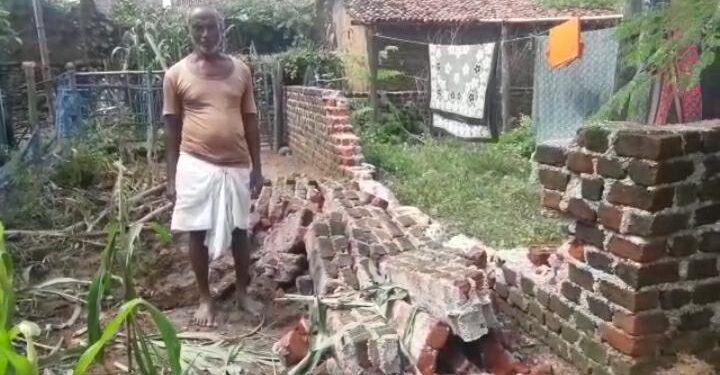 saraikela-farmers-problem-सरायकेला-खरसावां के किसानों की बढ़ी मुश्किलें, हाथियों के तांडव से सैकड़ों एकड़ खेत बरबाद saraikela-farmers-problem-सरायकेला-खरसावां के किसानों की बढ़ी मुश्किलें, हाथियों के तांडव से सैकड़ों एकड़ खेत बरबाद