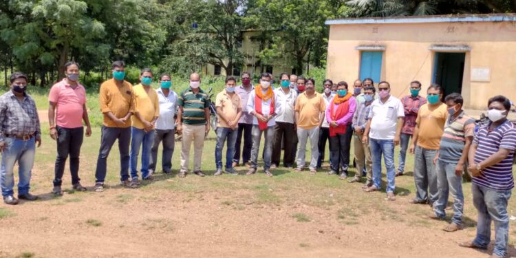 jamshedpur-rural-बहरागोड़ा भाजपा के नवनियुक्त मंडल अध्यक्ष व जिला महामंत्री का हुआ स्वागत, कहा- संगठन मजबूती पर जोर व सबको साथ लेकर चलना पहली प्राथमिकता jamshedpur-rural-बहरागोड़ा भाजपा के नवनियुक्त मंडल अध्यक्ष व जिला महामंत्री का हुआ स्वागत, कहा- संगठन मजबूती पर जोर व सबको साथ लेकर चलना पहली प्राथमिकता