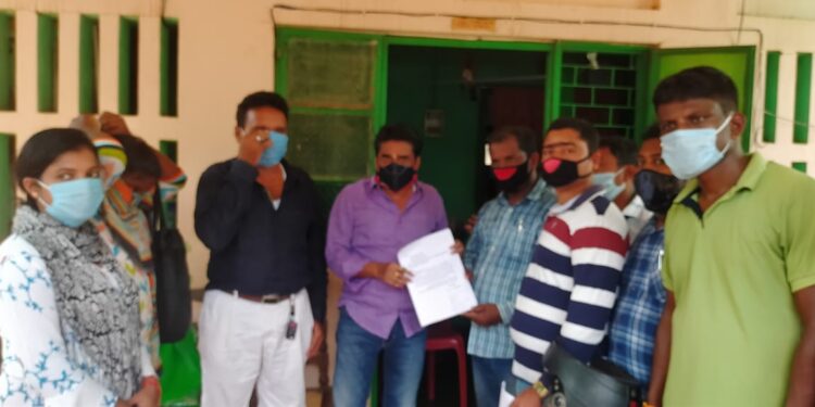 jamshedpur-rural-टेट पास अभ्यार्थियों के मामले को विस में उठाएंगे विधायक समीर,विधायक ग्रामीणों की समस्या से अवगत हुए