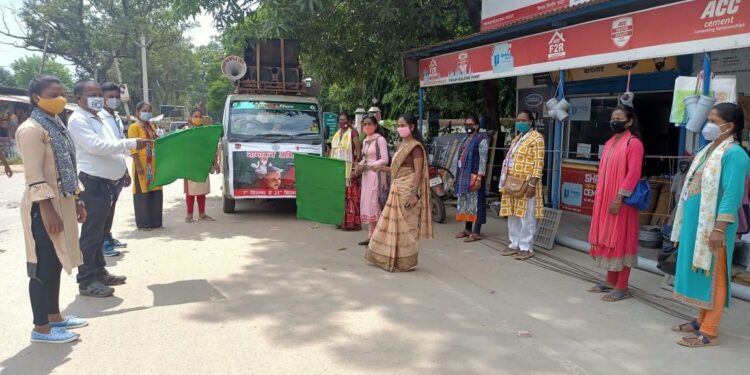 west-singhbhum-बच्चों को प्रारंभिक शिक्षा देने के लिए टोंटो मे चला नामांकन अभियान,कहा- कोई भी बच्चा शिक्षा से वंचित न रहे