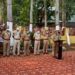 west- singhbhum-पुलिस संस्मरण दिवस पर शहीदों को दी गई श्रद्धांजलि, शहीद की पत्नी व परिजनों को किया गया सम्मानित