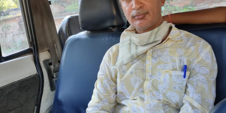 jamshedpur-crime-diary-मानगो में पत्नी को तीन तलाक देने वाले पति को पुलिस ने भेजा जेल, suicide-सिदगोड़ा में आर्थिक तंगी से परेशान व्यक्ति ने फांसी लगाकर की आत्महत्या jamshedpur-crime-diary-मानगो में पत्नी को तीन तलाक देने वाले पति को पुलिस ने भेजा जेल, suicide-सिदगोड़ा में आर्थिक तंगी से परेशान व्यक्ति ने फांसी लगाकर की आत्महत्या