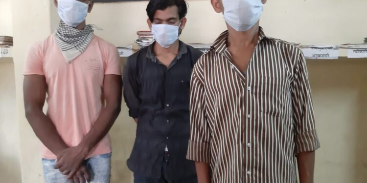 Jamshedpur-crime : टेल्को खड़ंगाझार में दुकान में चोरी करने वाले को पुलिस ने भेजा जेल, तीन लाख किए बरामद, 48 घंटे में ही किया कांड का उद्भेदन