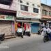 jamshedpur-fake-branded-jeans-जुगसलाई में नकली जींस पर ब्रांडेड की मुहर लगाकर बेच रहे व्यापारी, पुलिस ने की छापेमारी, जानिये कैसे हो रहा ब्रांडेड जींच के नाम पर कालाबाजारी jamshedpur-fake-branded-jeans-जुगसलाई में नकली जींस पर ब्रांडेड की मुहर लगाकर बेच रहे व्यापारी, पुलिस ने की छापेमारी, जानिये कैसे हो रहा ब्रांडेड जींच के नाम पर कालाबाजारी