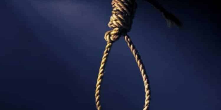 jamshedpur-Suicide-परसुडीह में युवक ने घर के आंगन में पेड़ पर फांसी लगाकर कर ली आत्महत्या