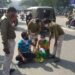 jamshedpur-परिवहन मंत्री चंपई सोरेन की बेटी का हेलमेट नहीं होने के कारण पुलिस ने काटा चालान, विरोध में बीच सड़क पर बैठी jamshedpur-परिवहन मंत्री चंपई सोरेन की बेटी का हेलमेट नहीं होने के कारण पुलिस ने काटा चालान, विरोध में बीच सड़क पर बैठी