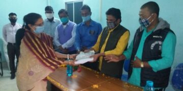 jamshedpur-rural-झारखंड स्टेट लाइवलीहुड प्रमोशन सोसाइटी कार्यालय परिसर में 50 महिला कृषकों के बीच सरसो बीज का वितरण