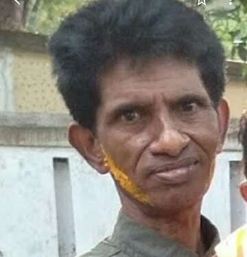 Jamshedpur : कोरोना की जंग में जुटे सफाई कर्मियों को झारखंड मजदूर यूनियन ने किया सम्मानित