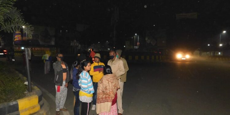 Jamshedpur-crime : शहर में बाइक सवार गैंग फिर से एक्टिव, एमजीएम के पास बाइक सवार बदमाशों ने युवती से की मोबाइल छिनतई Jamshedpur-crime : शहर में बाइक सवार गैंग फिर से एक्टिव, एमजीएम के पास बाइक सवार बदमाशों ने युवती से की मोबाइल छिनतई