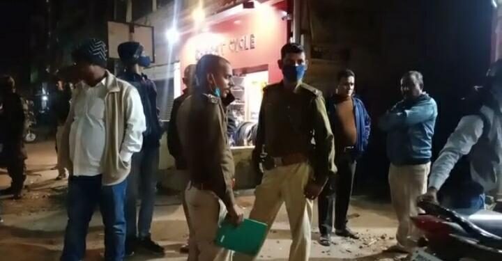 jamshedpur-temple-priest-assaulted-बोड़ाम के हाथीखेदा मंदिर पर फायरिंग करने वाले मानगो के सारे छह लोगों को पुलिस ने जेल भेजा, फायरिंग में इस्तेमाल में लाये गये बंदूक को किया बरामद jamshedpur-temple-priest-assaulted-बोड़ाम के हाथीखेदा मंदिर पर फायरिंग करने वाले मानगो के सारे छह लोगों को पुलिस ने जेल भेजा, फायरिंग में इस्तेमाल में लाये गये बंदूक को किया बरामद