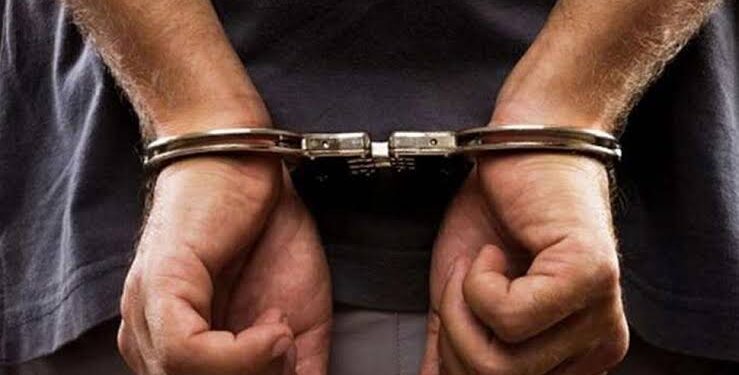 Jamshedpur-crime : बिष्टुपुर के धतकीडीह में पुलिस ने छापेमारी में प्रतिबंधित मांस किया बरामद, एक गिरफ्तार, मुख्य आरोपी की गिरफ्तारी के लिए पुलिस कर रही छापेमारी